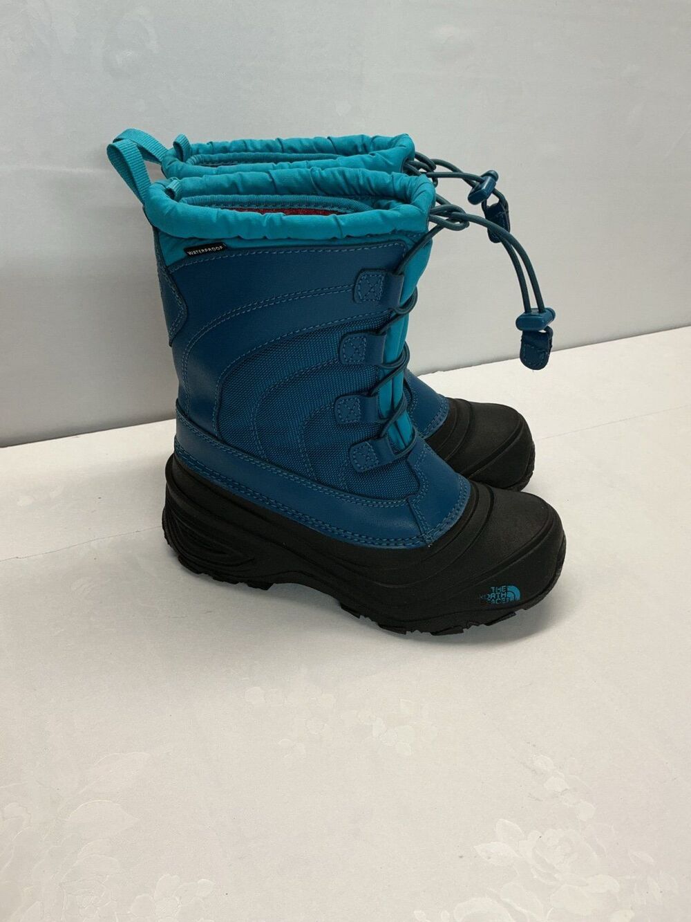 The North face boots size 3